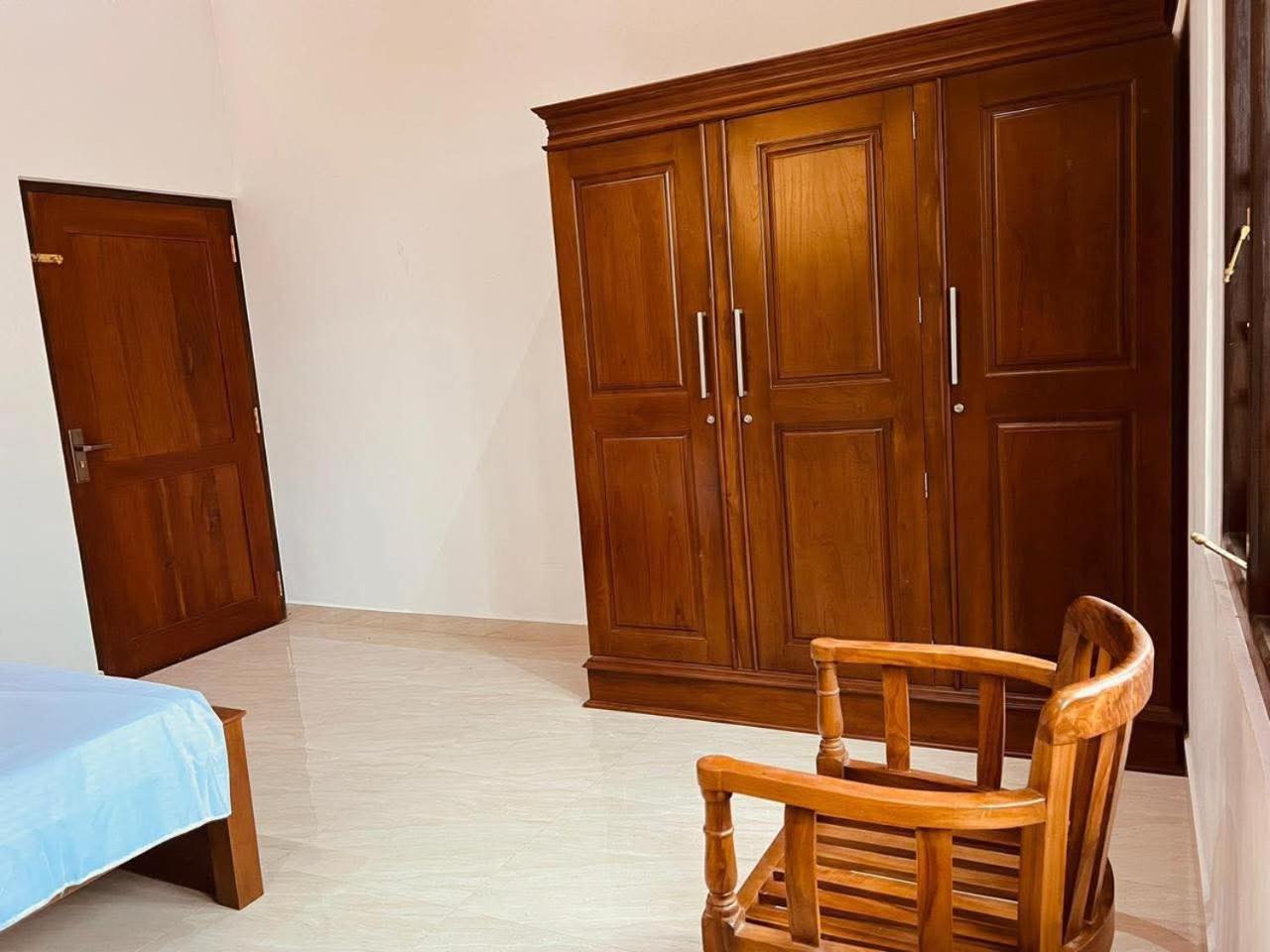 Ahasna Airport Villa Negombo Exterior photo
