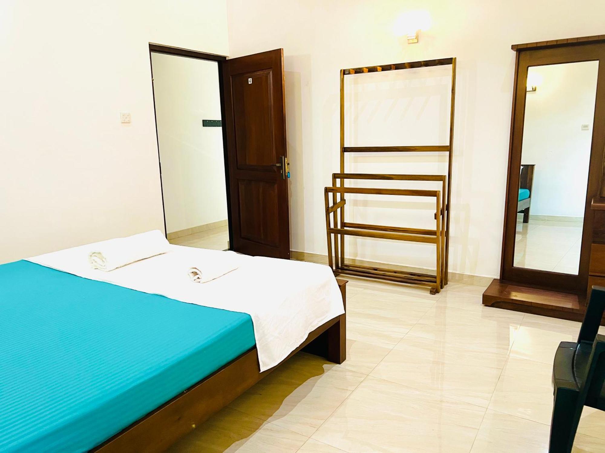 Ahasna Airport Villa Negombo Exterior photo