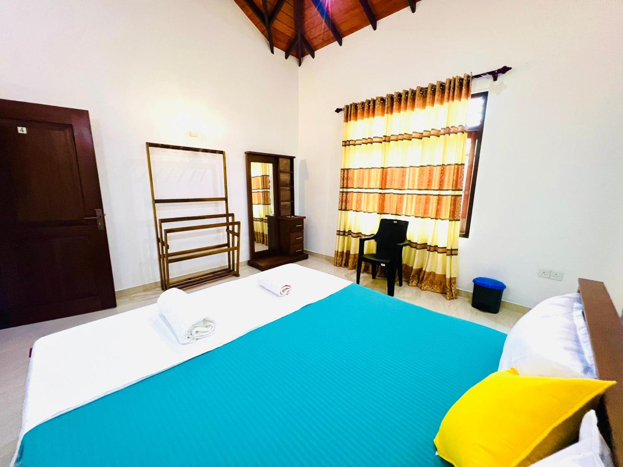 Ahasna Airport Villa Negombo Exterior photo