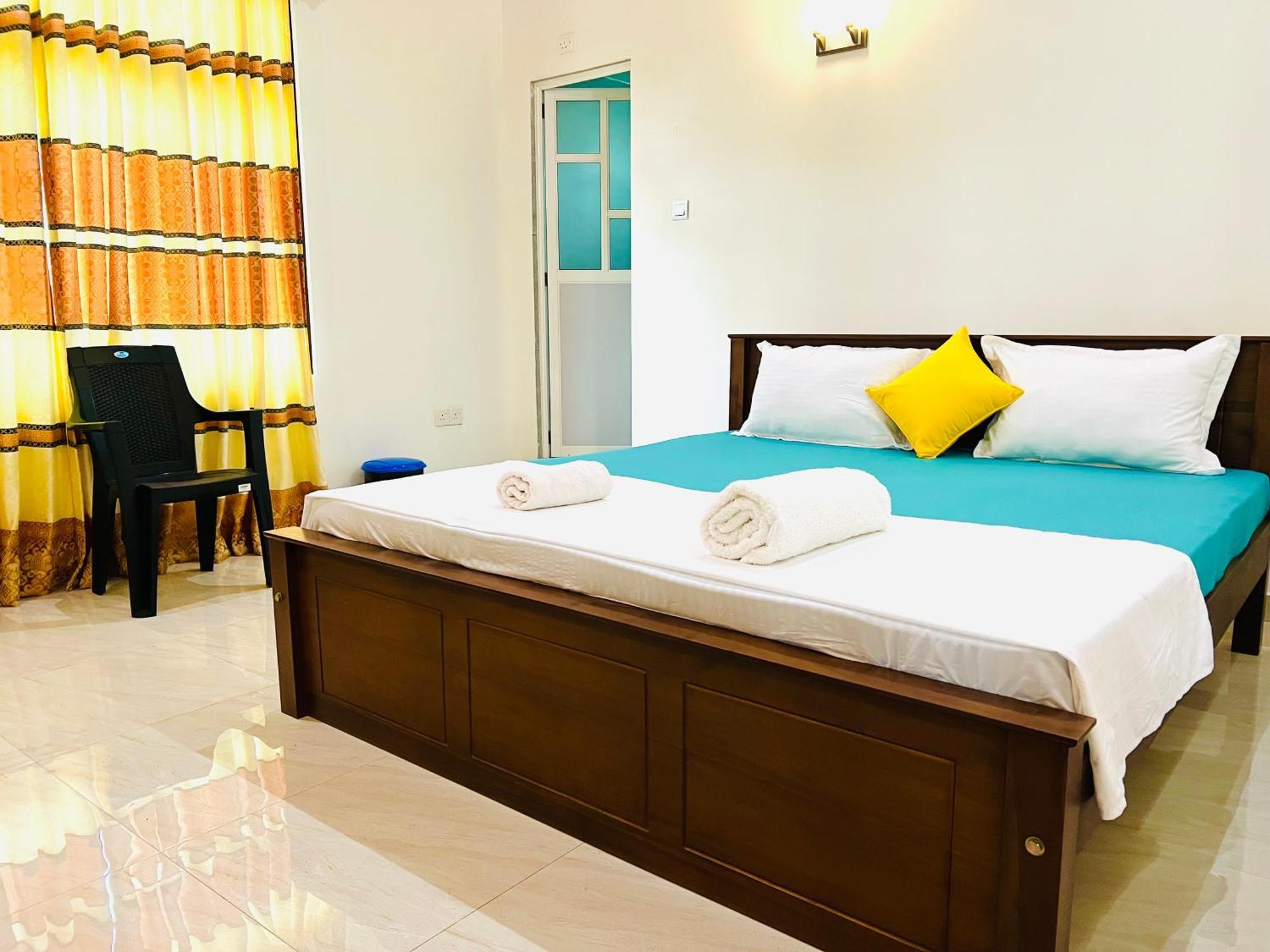 Ahasna Airport Villa Negombo Exterior photo