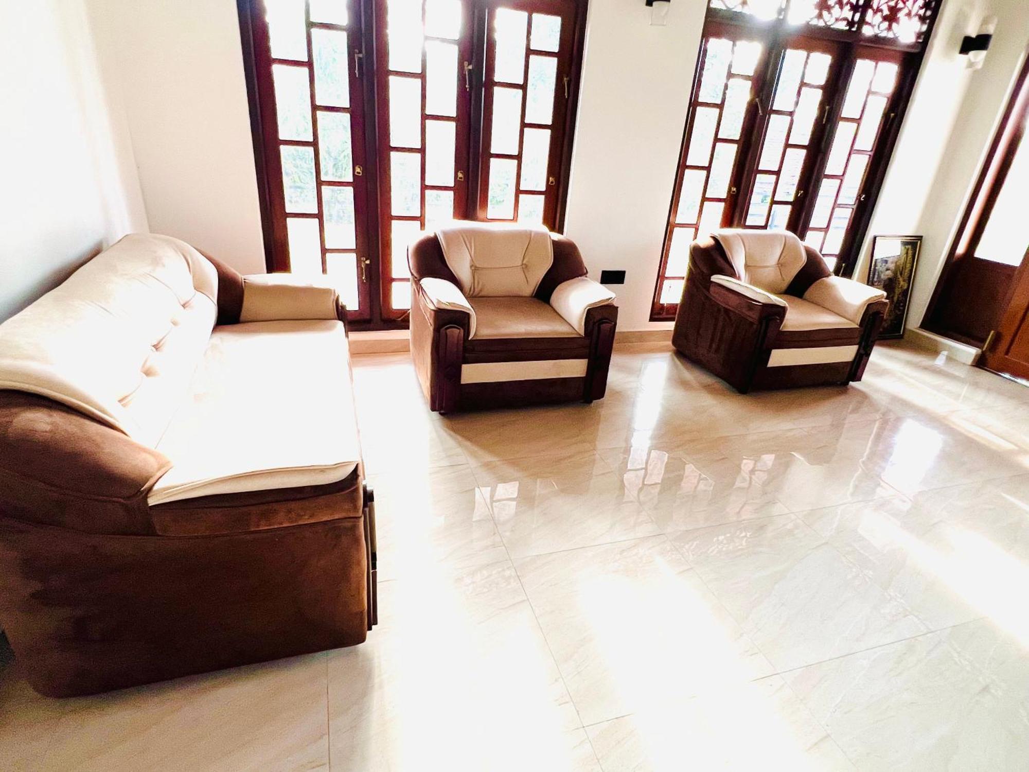 Ahasna Airport Villa Negombo Exterior photo