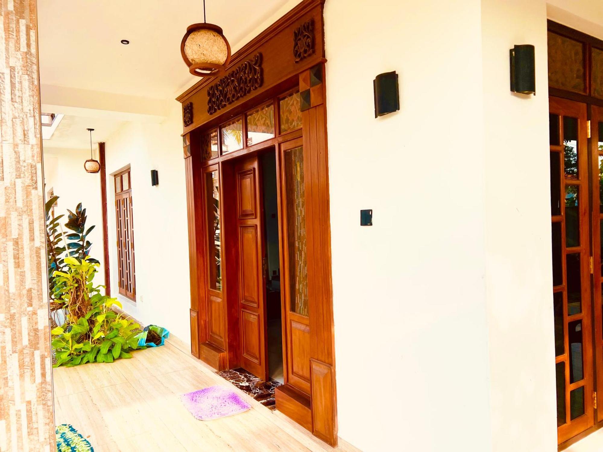 Ahasna Airport Villa Negombo Exterior photo