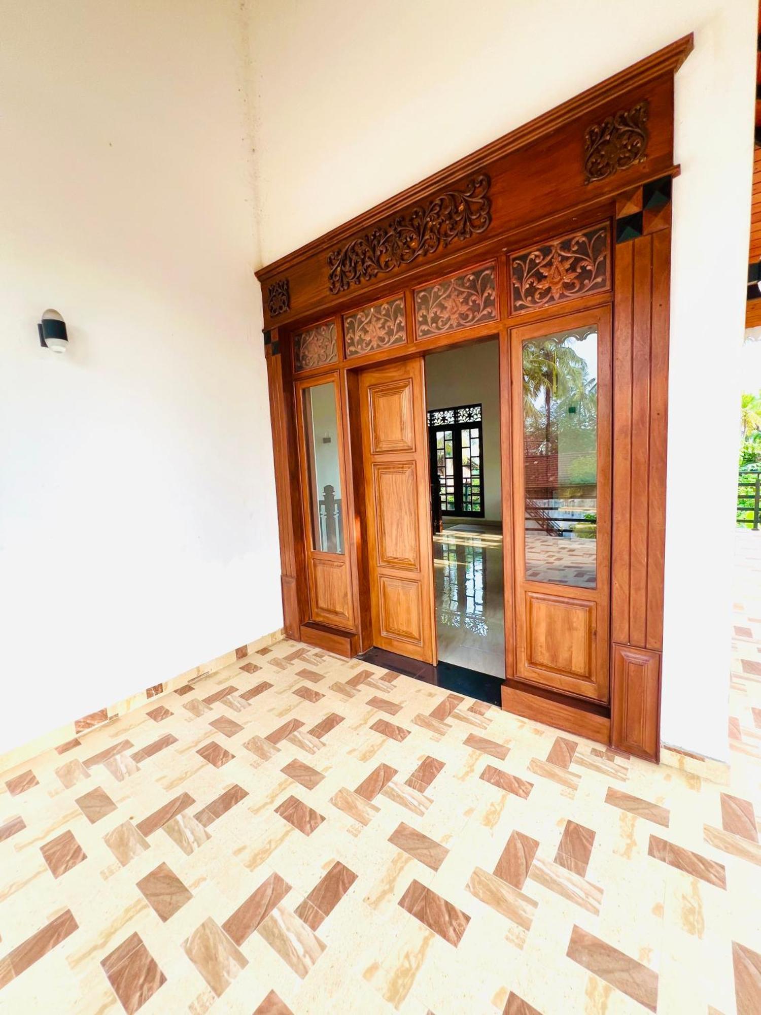 Ahasna Airport Villa Negombo Exterior photo